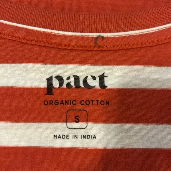 Pact Softspun V-Neck Tee in Palisade (Red-Orange & White Stripes). Size S. NWT - Picture 5 of 9